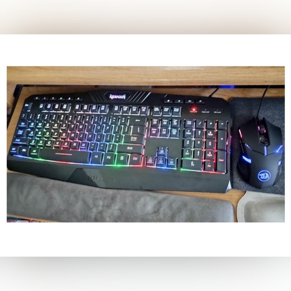 NEW Redragon Keyboard & Mouse Set - Picture 9 of 9